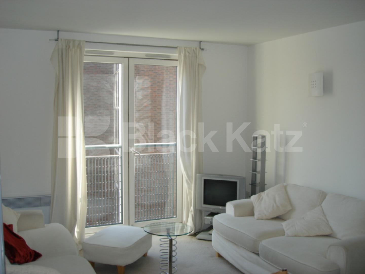 			New Instruction , 1 Bedroom, 1 bath, 1 reception Apartment			 Plumbers Row Colefax Building , ALDGATE